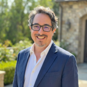 Ian Coronado headshot